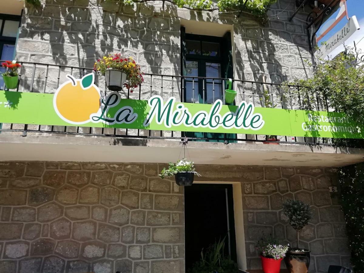 Penzion La Mirabelle-Casteil Country House Exteriér fotografie